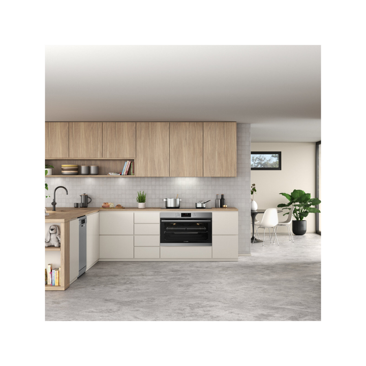 Westinghouse WVEP9716SD 90cm Multi-function 10 Pyrolytic Oven with AirFry - Brisbane Home Appliances