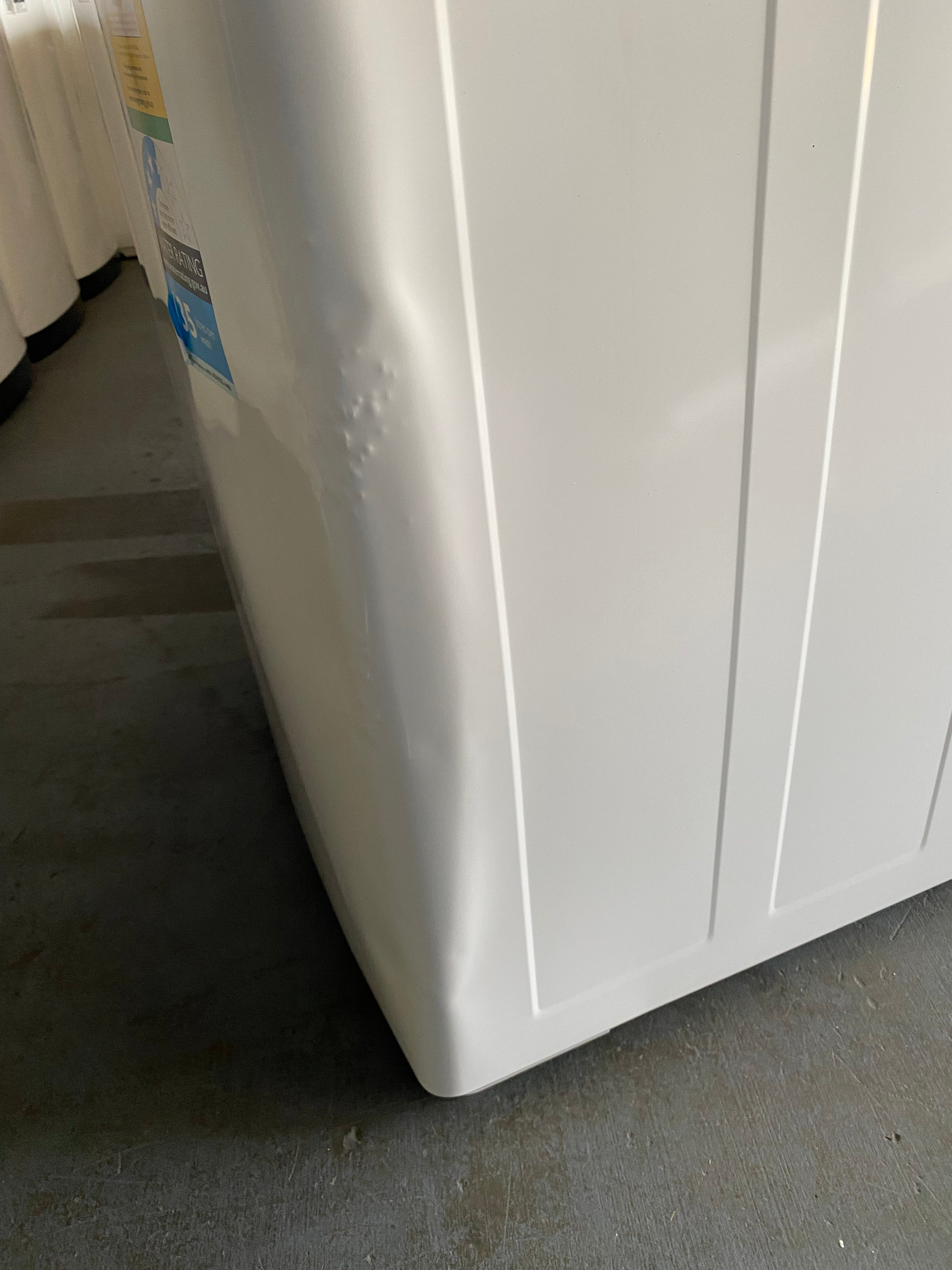 Factory Second Westinghouse 11 kg Top Load Washer - Brisbane Home Appliances